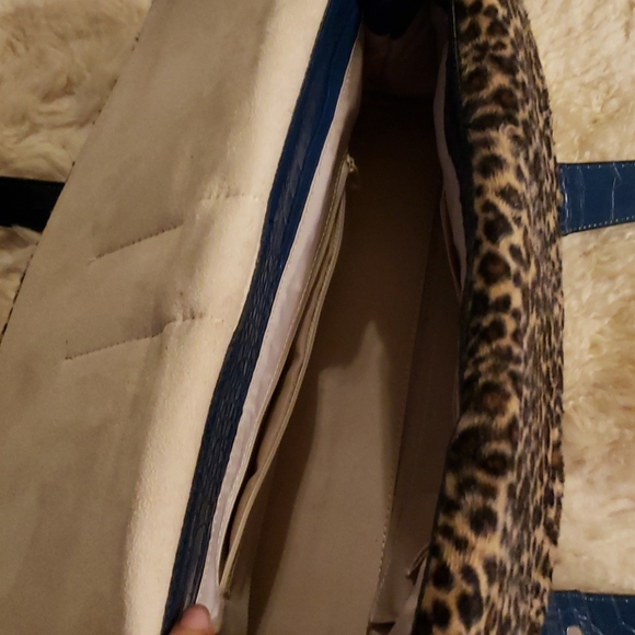 TIGERS purse - Picture 8 of 8